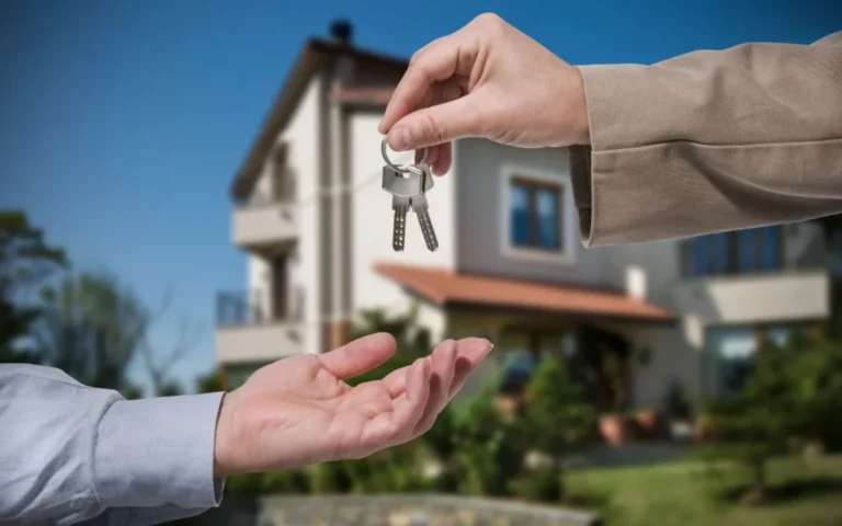 House Sitting  Jobs in  Canada